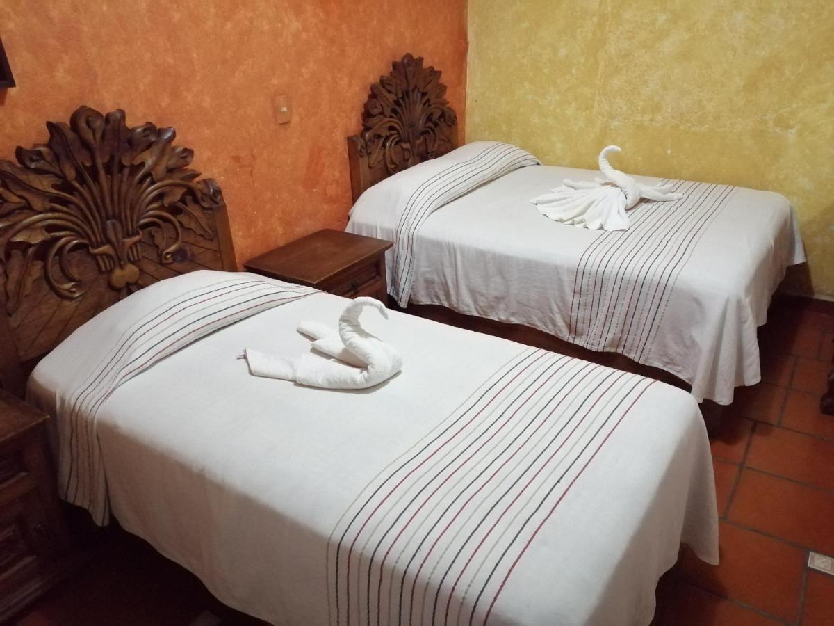 Hotel El Rey Taxco de Alarcon Bagian luar foto